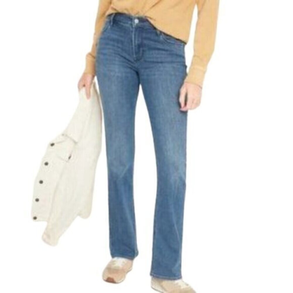 [Old Navy] Original Boot Cut Bayview Jeans - Size 18